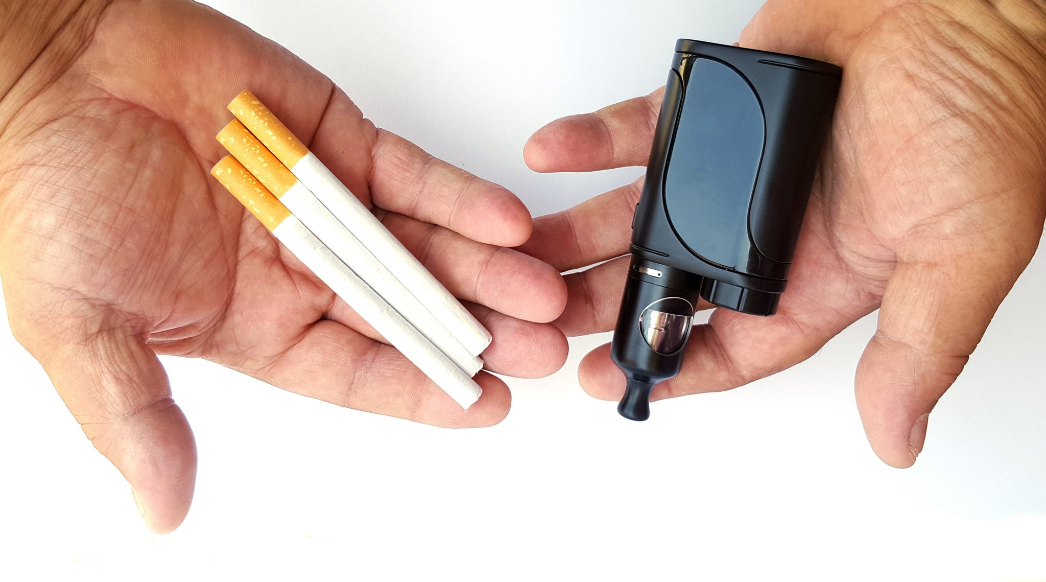 Cigarrillos electrónicos vs. Cigarrillos convencionales: ¿Cuáles son las diferencias?